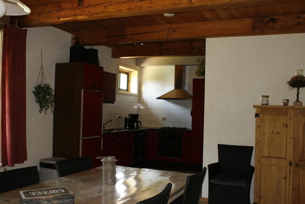 'T Ossenschot Bed & Breakfast Ter Apel Room photo