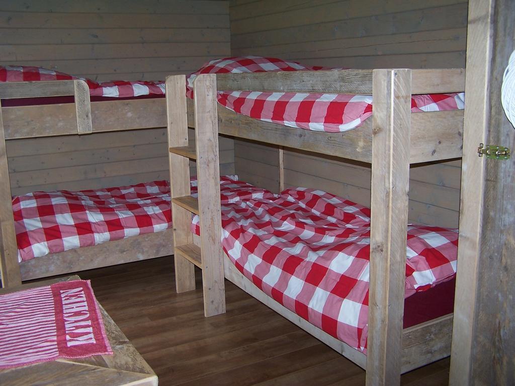 'T Ossenschot Bed & Breakfast Ter Apel Room photo